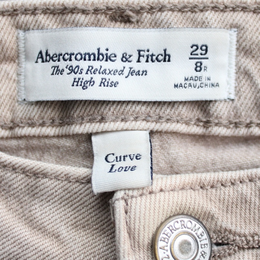 Abercrombie & Fitch Oat Tan Curve Love Ultra High Rise 90s Straight Jean Size 29 - Picture 4 of 8